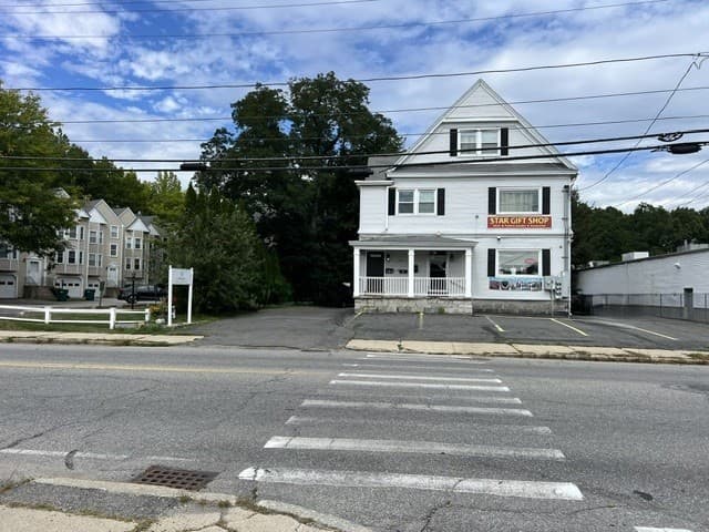 1535 Middlesex Street, Lowell MA 01851