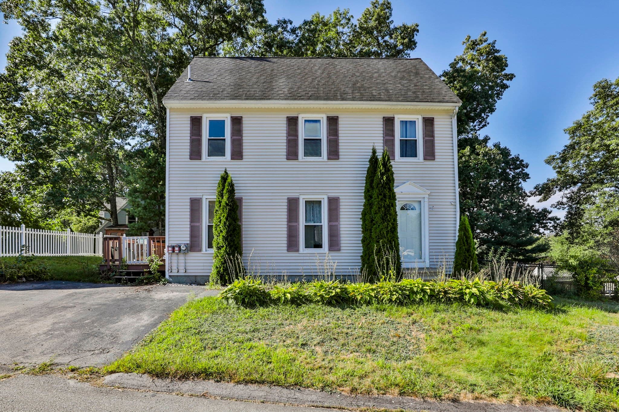 Single Family Residence at 720 Hypine Rd, Dracut MA 01826, Dracut, photo 2 of 21