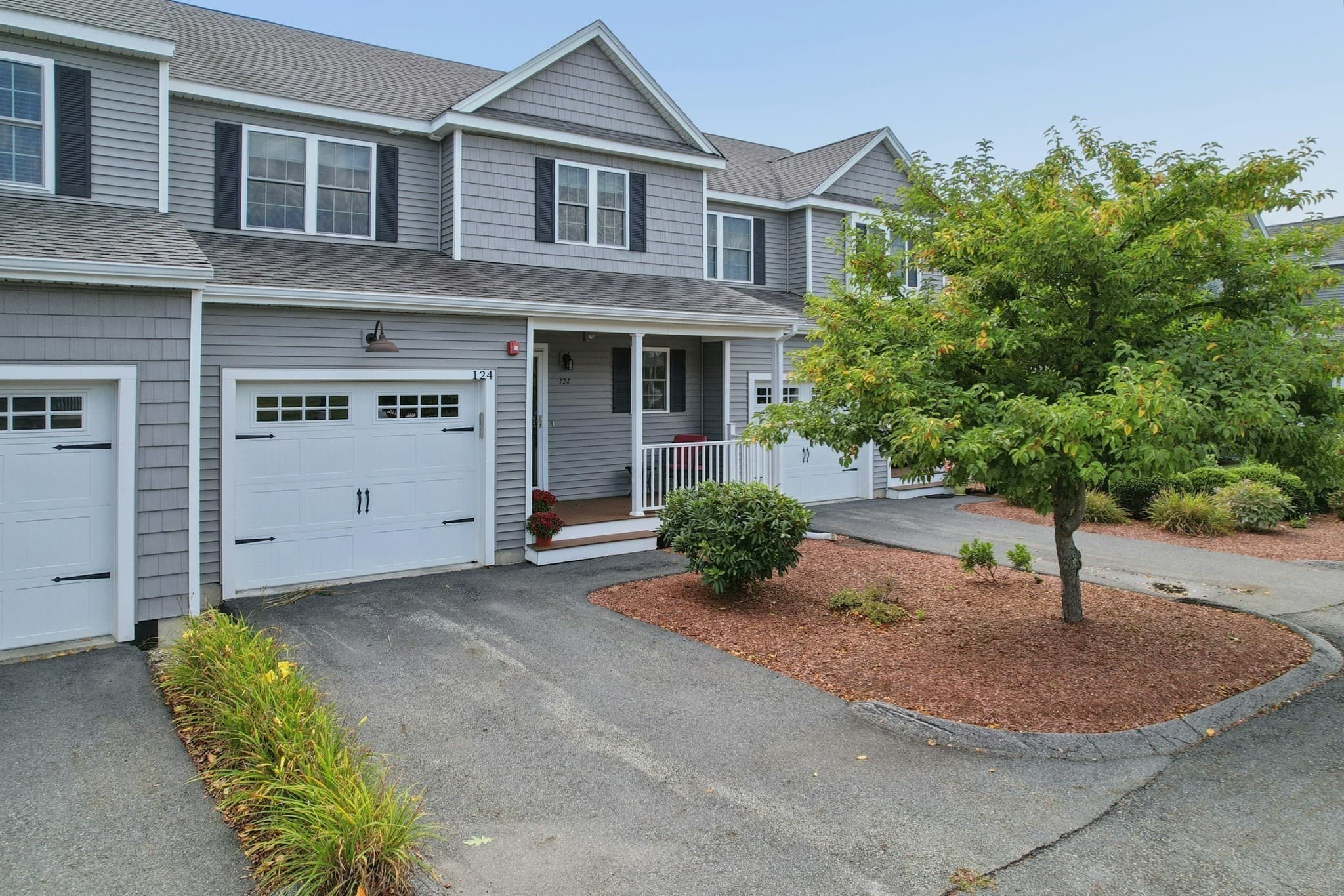 Condominium at 124 Ice House Landing # 124, Marlborough MA 01752, Marlborough, photo 2 of 42