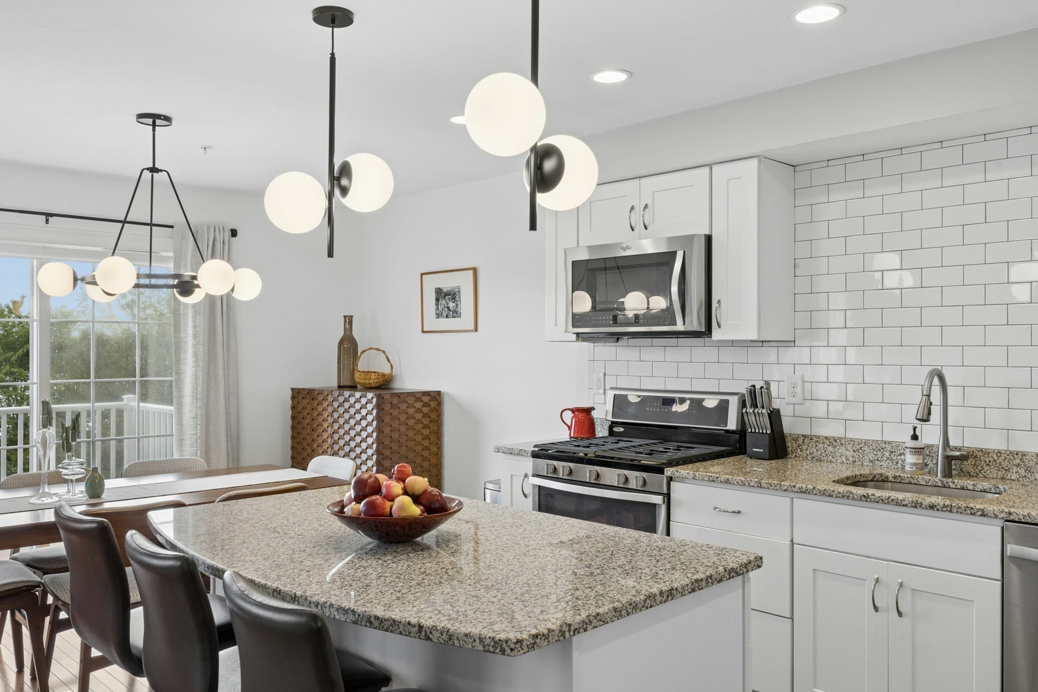 Condominium at 124 Ice House Landing # 124, Marlborough MA 01752, Marlborough, photo 17 of 42
