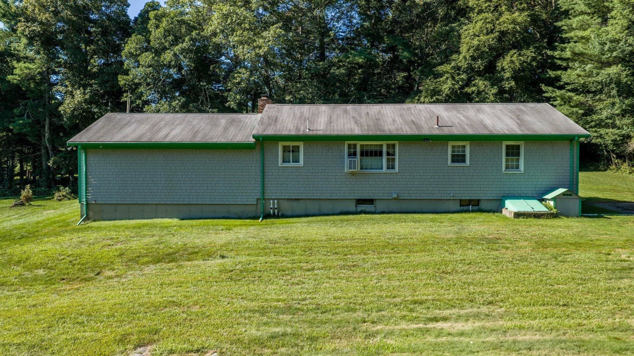 Single Family Residence at 1541 N Hixville Rd, Dartmouth MA 02747, Dartmouth, photo 28 of 32