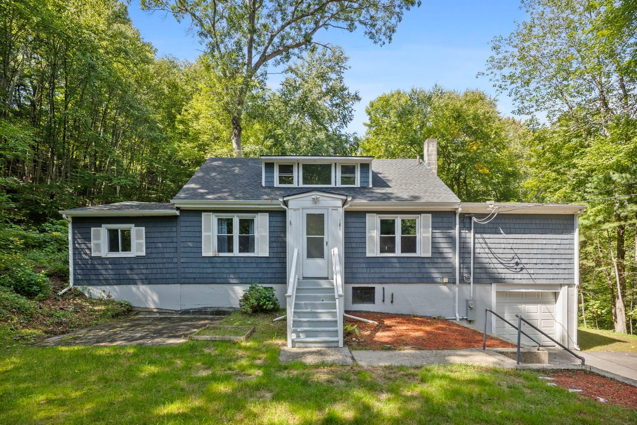 181 Parker Rd, Lancaster MA 01523