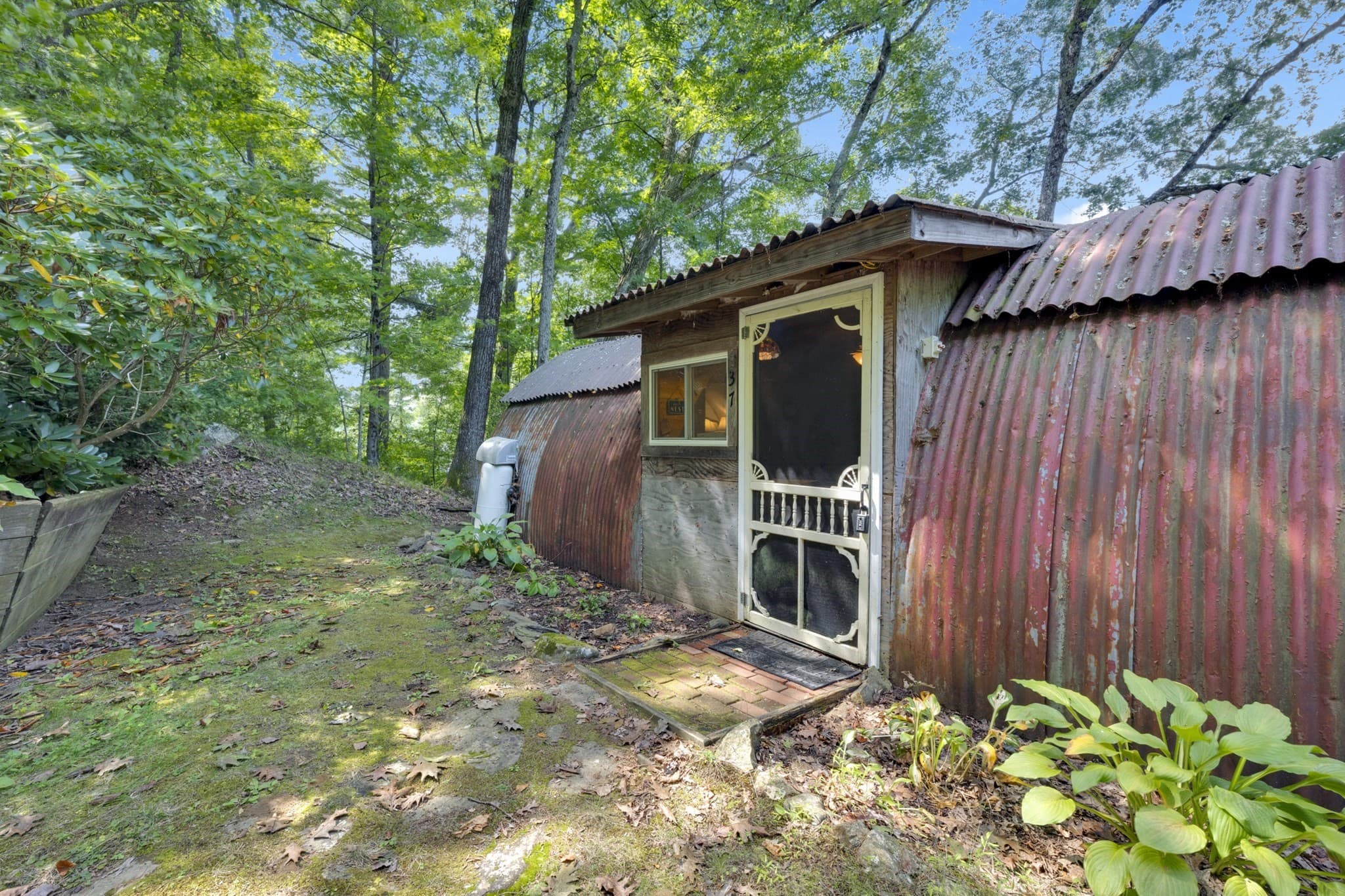 37 Vinton Rd, Holland MA 01521
