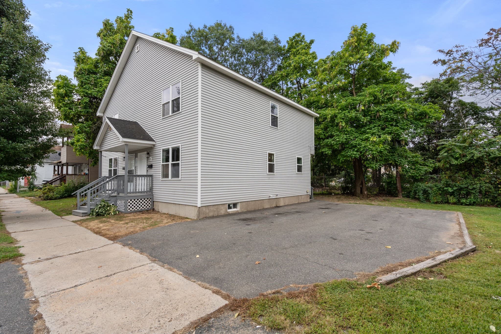 2 Family - 2 Units Side by Side at 28 Dawes St, Springfield MA 01109, Springfield, photo 38 of 42