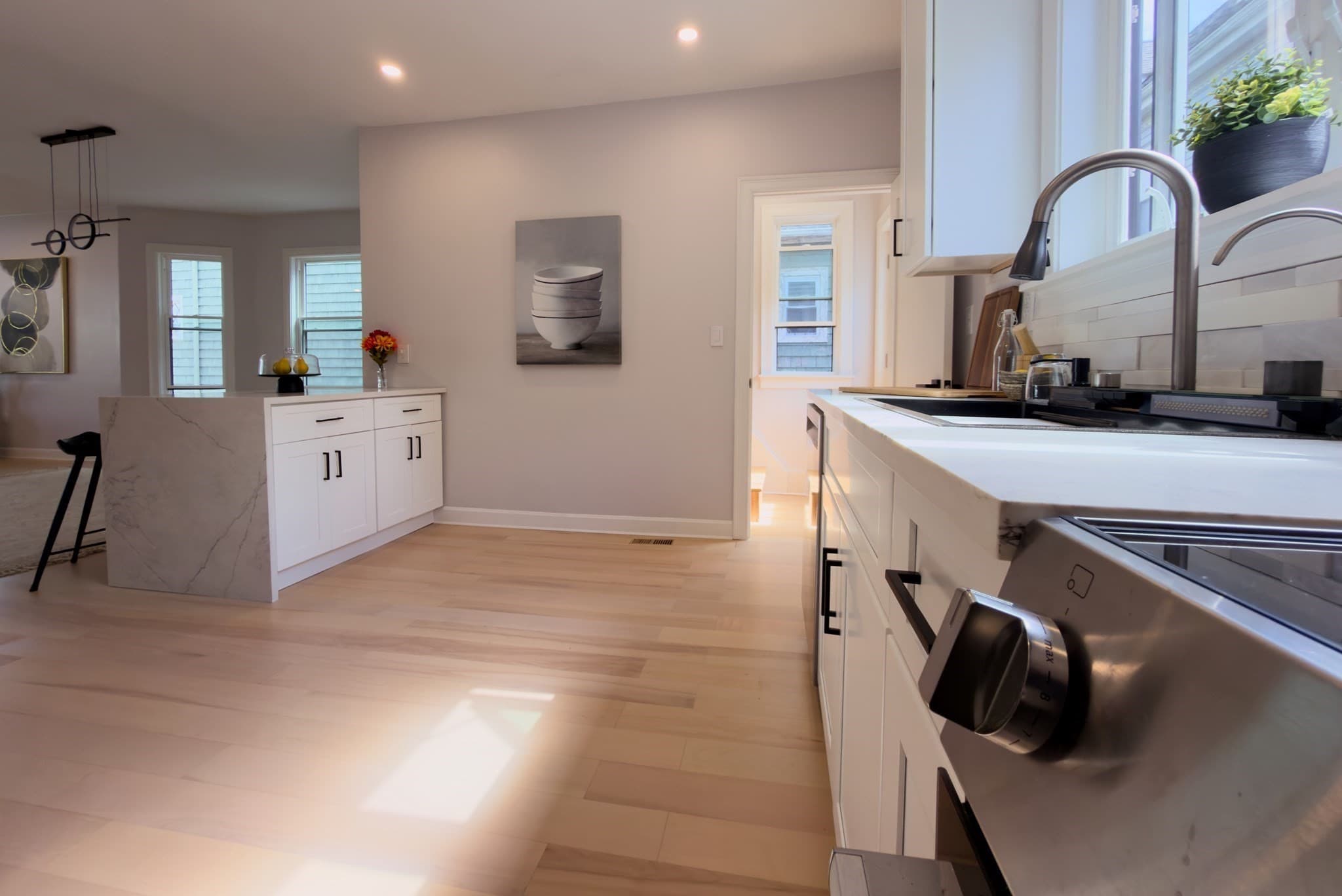 Condominium at 446 Broadway # 1, Somerville MA 02145, Somerville, photo 2 of 19