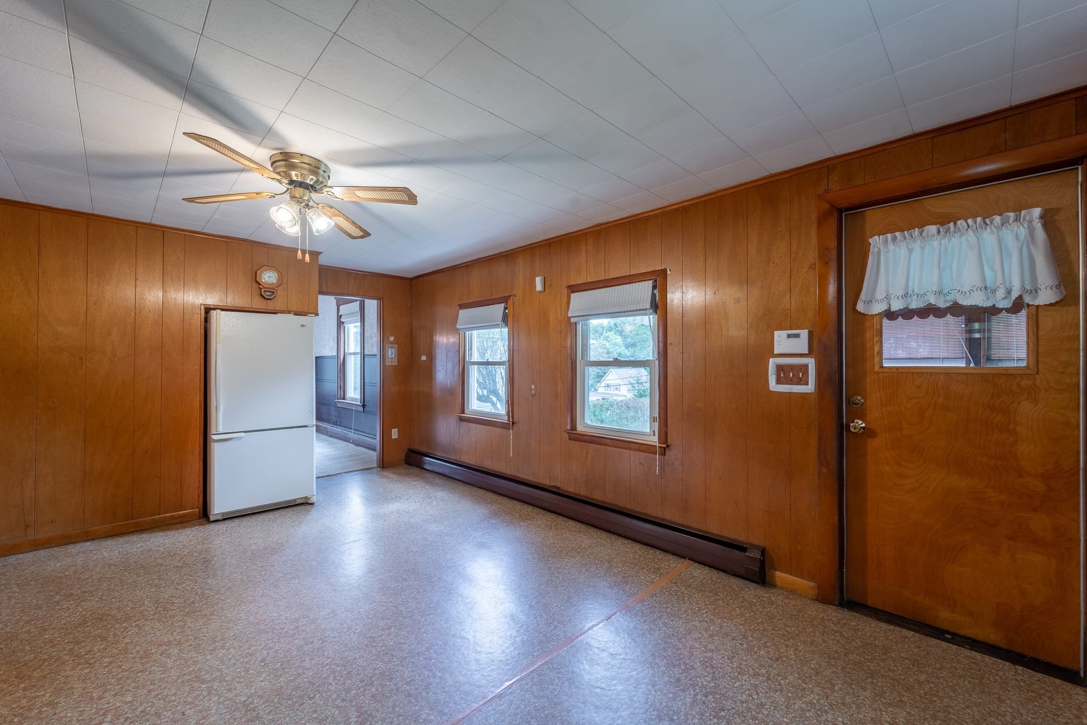 Single Family Residence at 1 Beckman St, Worcester MA 01607, Worcester, photo 18 of 42
