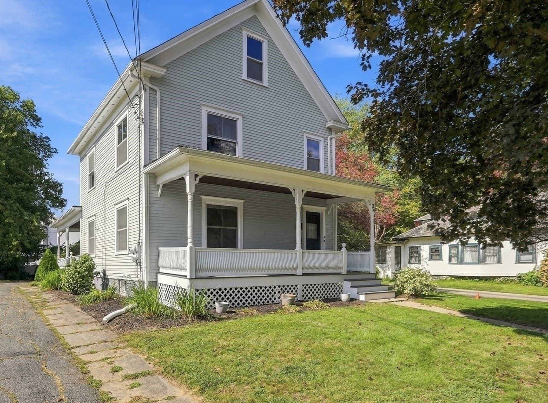 24 Sugarloaf St, Deerfield MA 01373