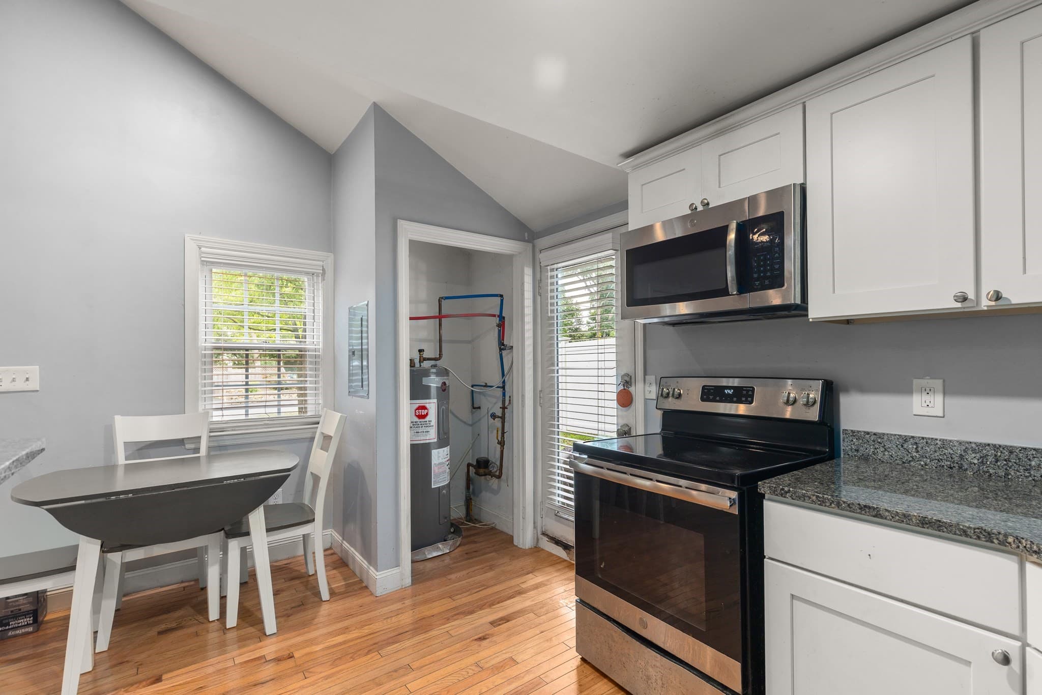 Condominium at 405-R Walnut Street # 405R, Stoughton MA 02072, Stoughton, photo 4 of 18