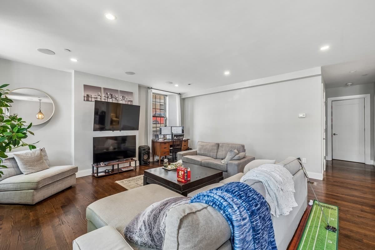 Condominium at 225 Dorchester Street # 27, Boston MA 02127, Boston, photo 7 of 18