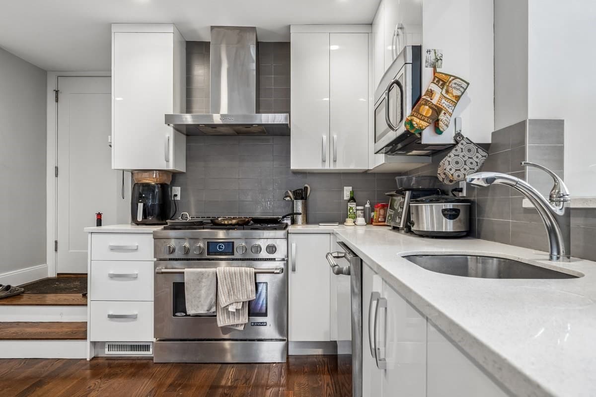 Condominium at 225 Dorchester Street # 27, Boston MA 02127, Boston, photo 5 of 18