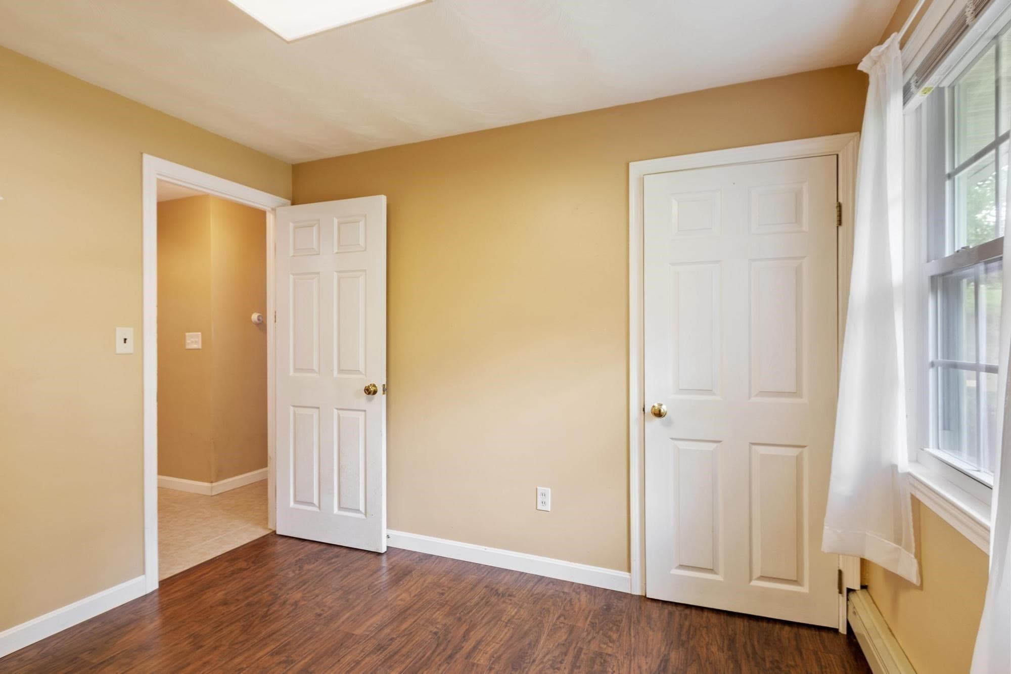 Single Family Residence at 4 Algonquin Rd, Chelmsford MA 01824, photo 22 of 31