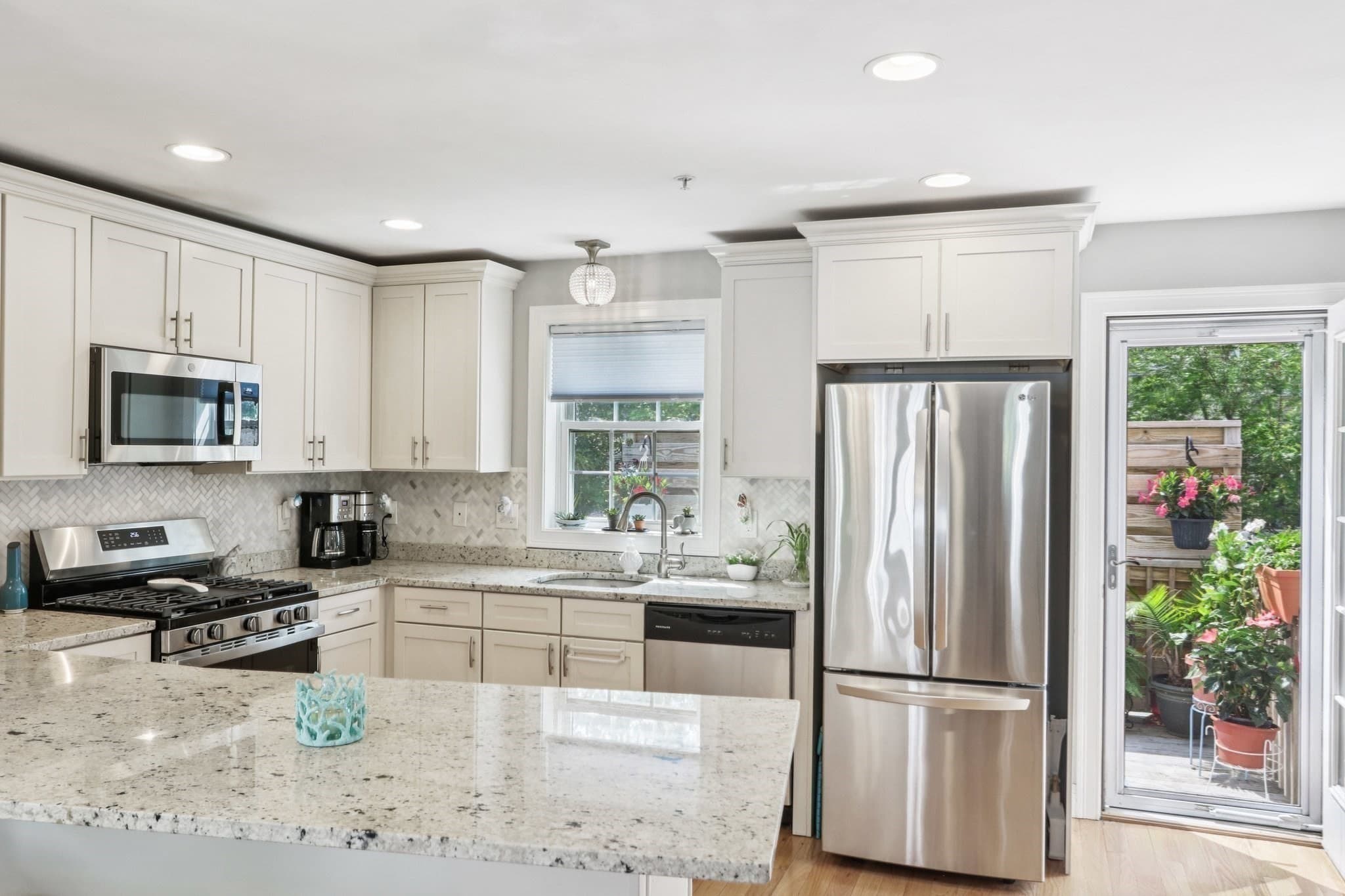 Condominium at 2 Starfish Way # A, Salisbury MA 01952, Salisbury, photo 8 of 39