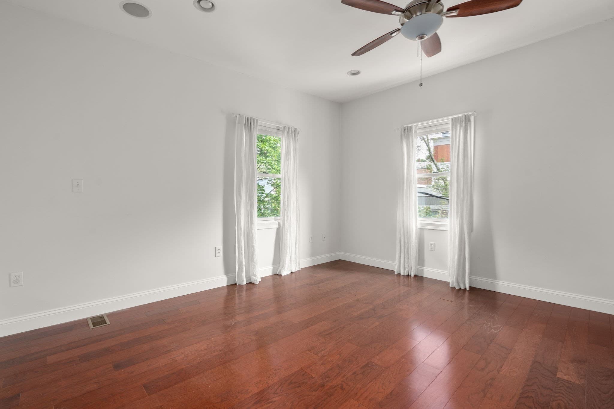 Condominium at 50 Cameron Street # 50, Brookline MA 02445, Brookline, photo 13 of 23