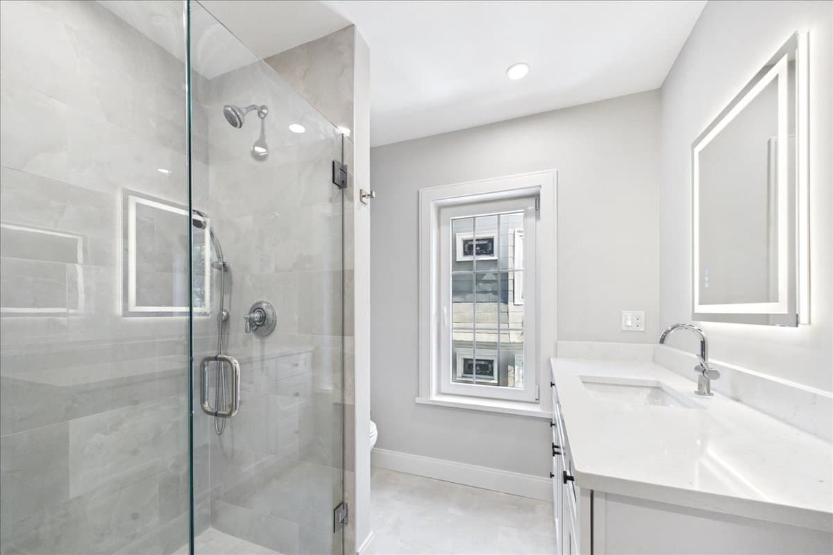 Condominium at 305 Chestnut Ave # 3, Boston MA 02130, photo 21 of 33
