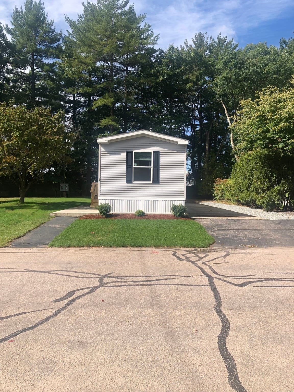 Mobile Home at 35 Woodchip Sq, North Attleboro MA 02760, North Attleboro, photo 2 of 12