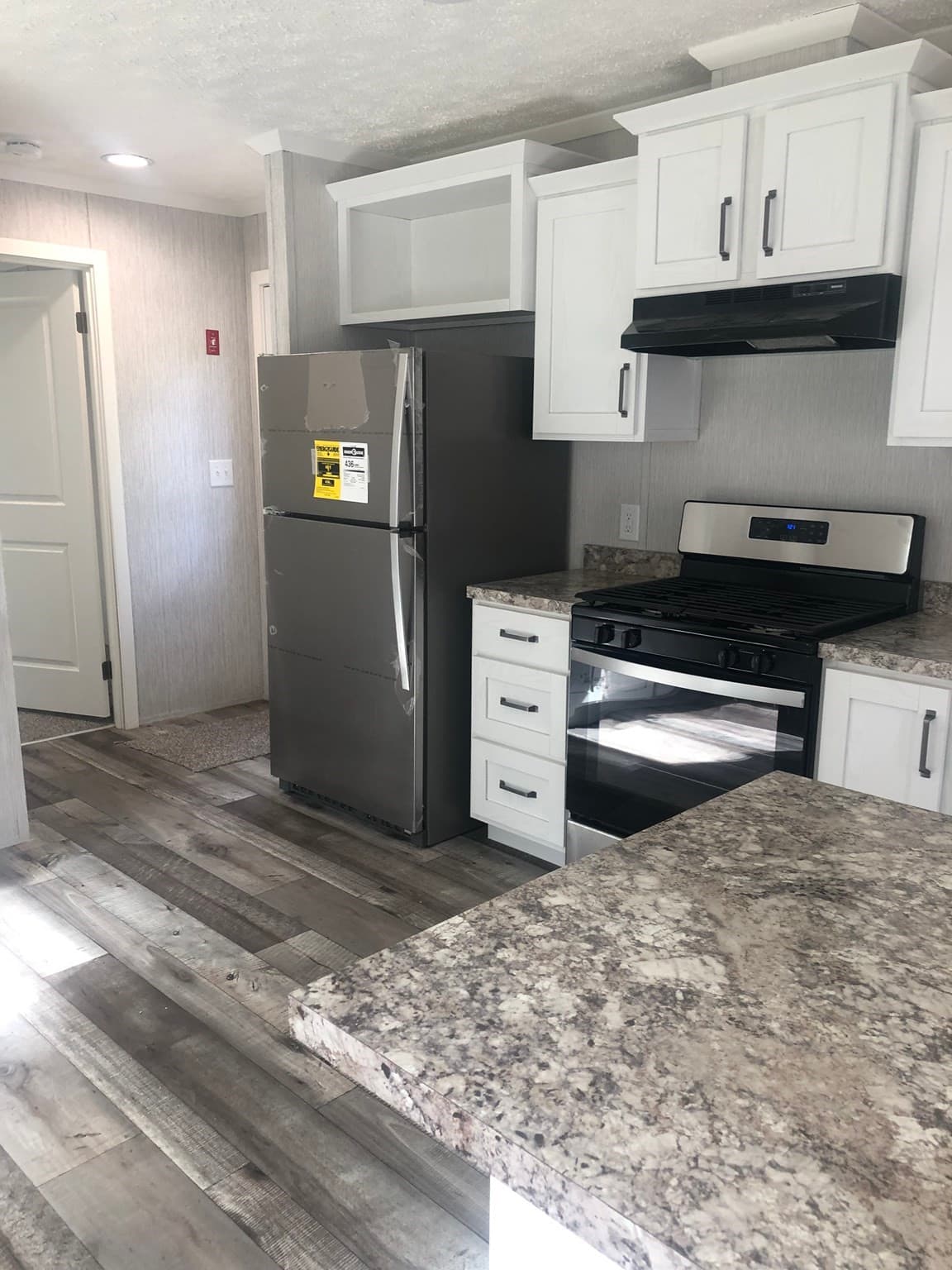 Mobile Home at 35 Woodchip Sq, North Attleboro MA 02760, North Attleboro, photo 10 of 12