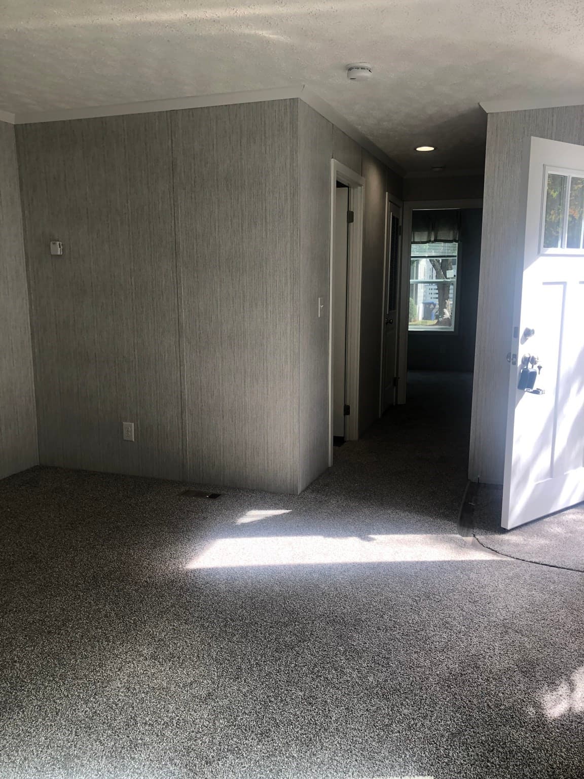 Mobile Home at 35 Woodchip Sq, North Attleboro MA 02760, North Attleboro, photo 8 of 12