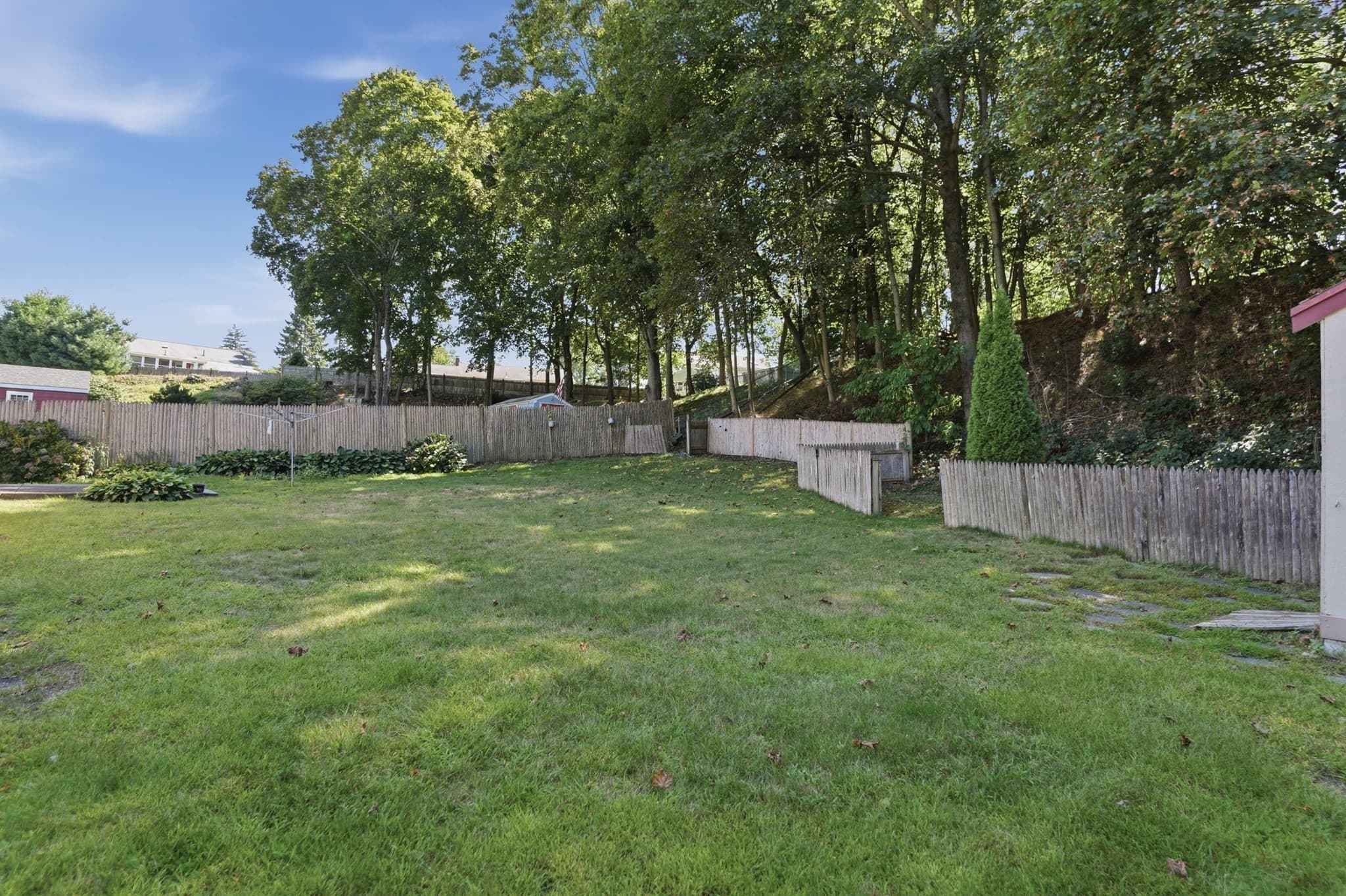 Single Family Residence at 23 Mayflower Road, Woburn MA 01801, Woburn, photo 34 of 42