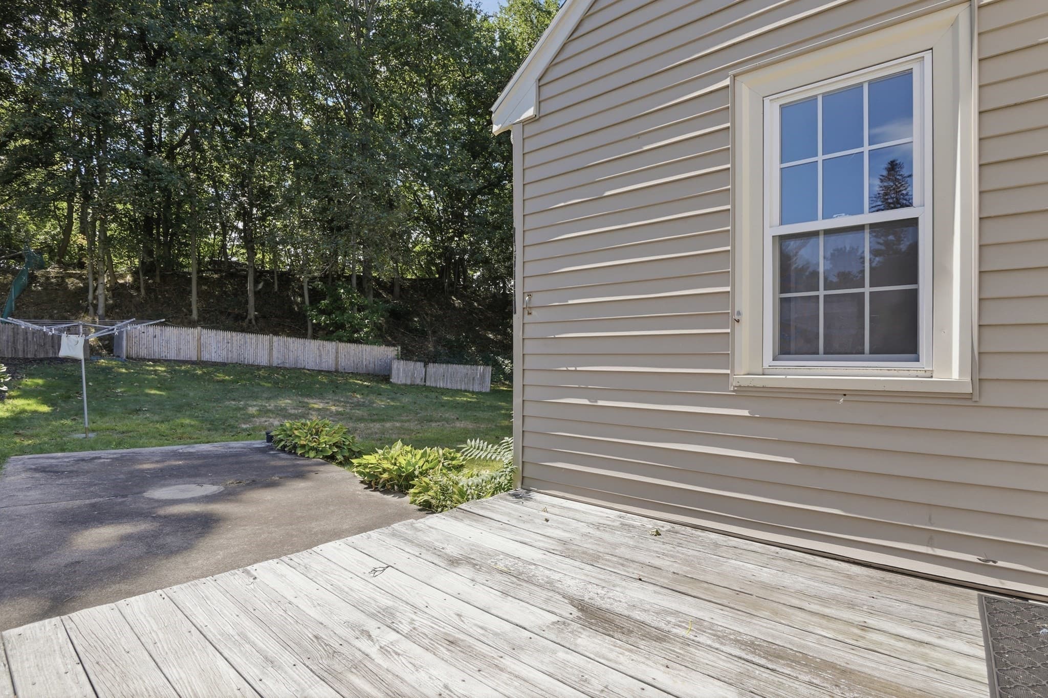 Single Family Residence at 23 Mayflower Road, Woburn MA 01801, Woburn, photo 39 of 42