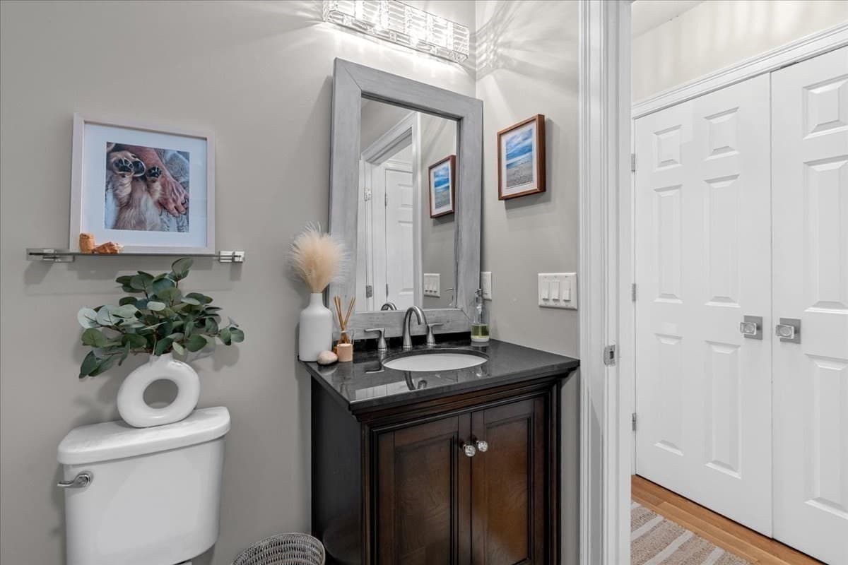 Condominium at 11 Rockland Circle # 1, Hull MA 02045, Hull, photo 12 of 30