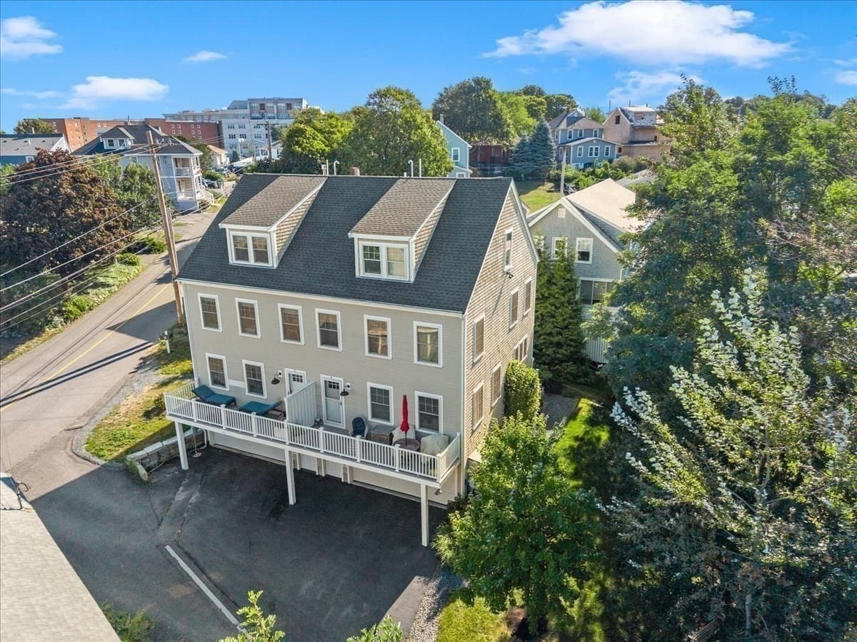 Condominium at 11 Rockland Circle # 1, Hull MA 02045, Hull, photo 24 of 30
