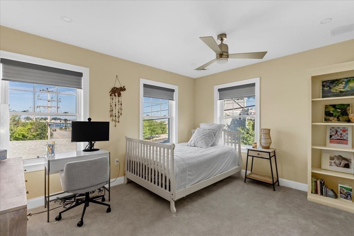 Condominium at 11 Rockland Circle # 1, Hull MA 02045, Hull, photo 15 of 30