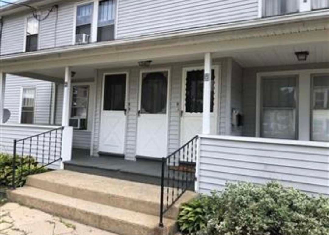 5-9 Family at 2 Hill St, Southbridge MA 01550, Southbridge, photo 5 of 15