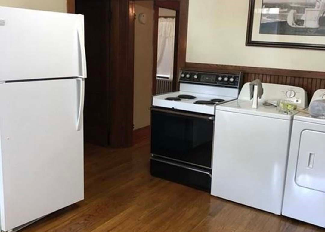 5-9 Family at 2 Hill St, Southbridge MA 01550, Southbridge, photo 14 of 15