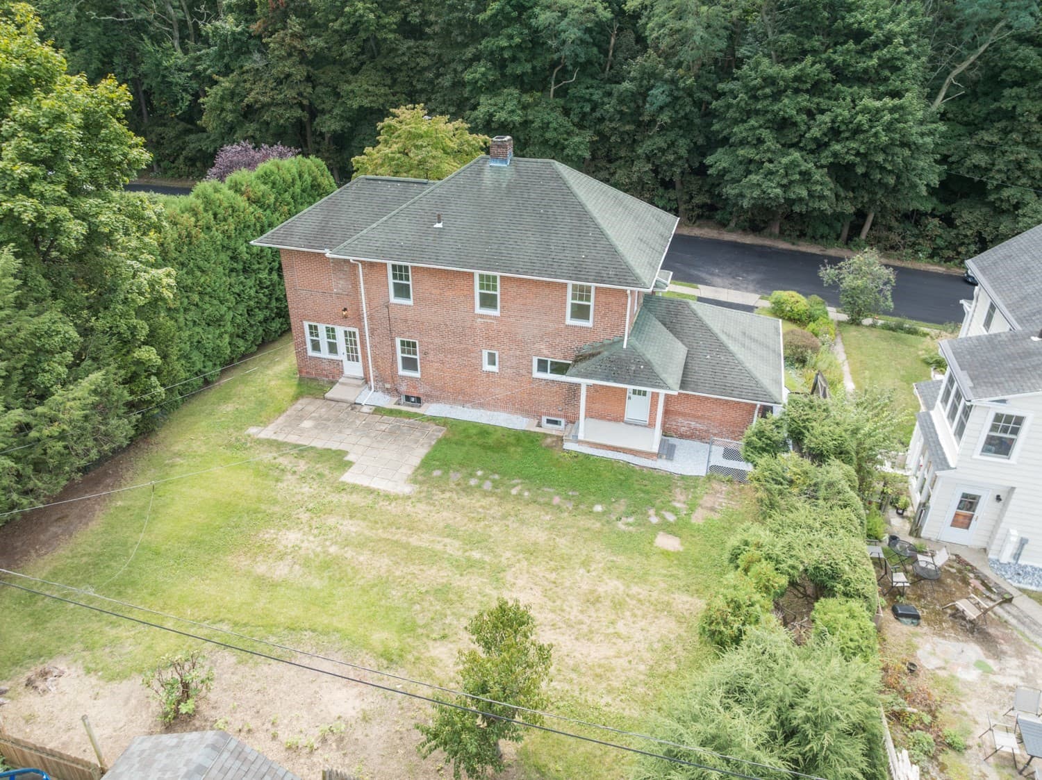 Single Family Residence at 41 Dartmouth St, Holyoke MA 01040, Holyoke, photo 42 of 42