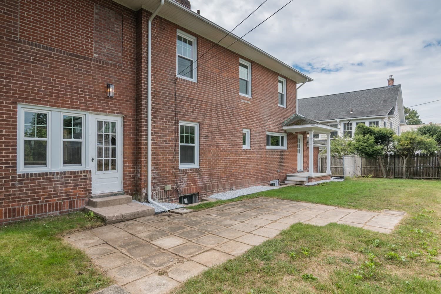 Single Family Residence at 41 Dartmouth St, Holyoke MA 01040, Holyoke, photo 36 of 42