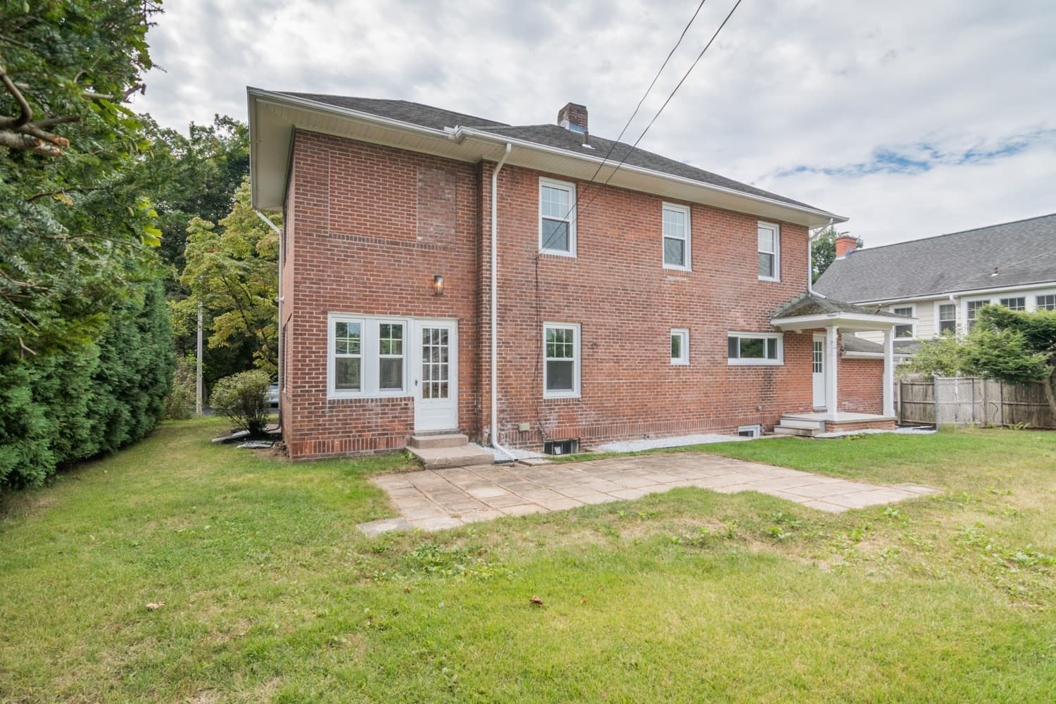 Single Family Residence at 41 Dartmouth St, Holyoke MA 01040, Holyoke, photo 37 of 42