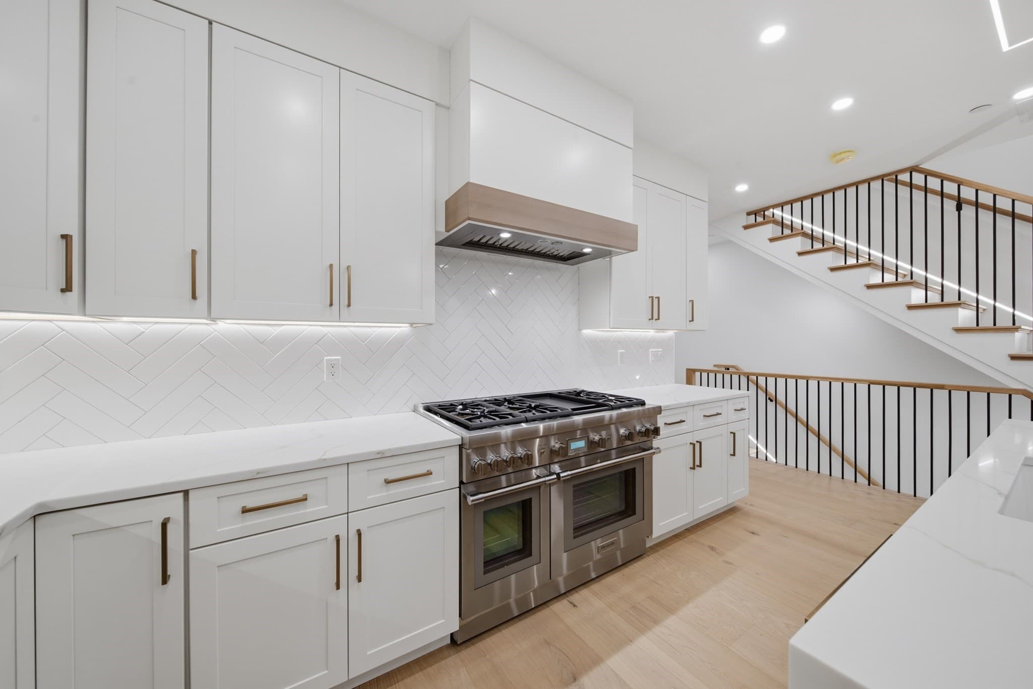 Condominium at 421 East 6th Street, Boston MA 02127, Boston, photo 4 of 40