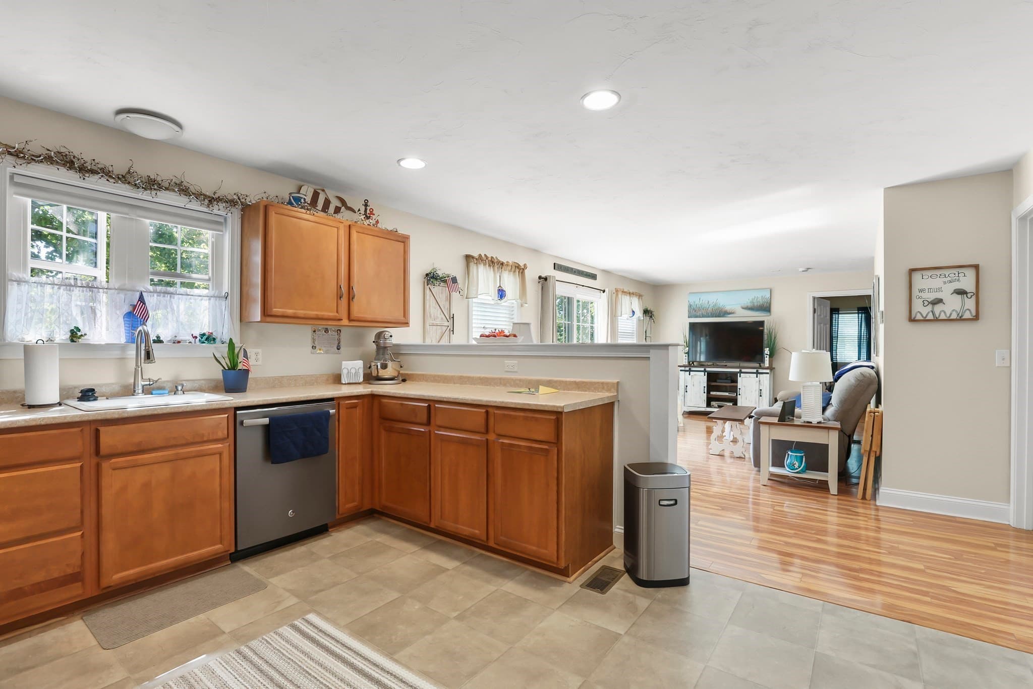 Condominium at 2 Rosemary Ln # A, Wareham MA 02571, Wareham, photo 16 of 38