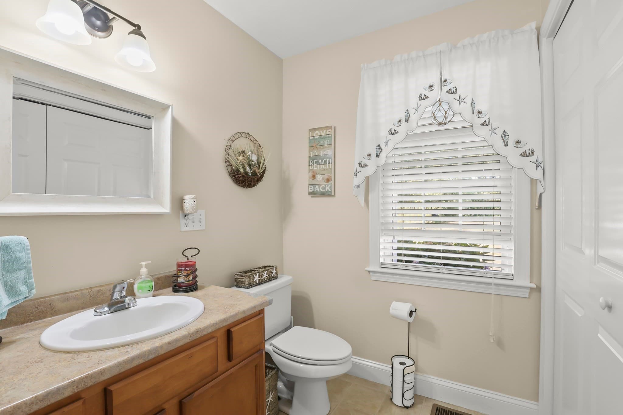 Condominium at 2 Rosemary Ln # A, Wareham MA 02571, Wareham, photo 19 of 38