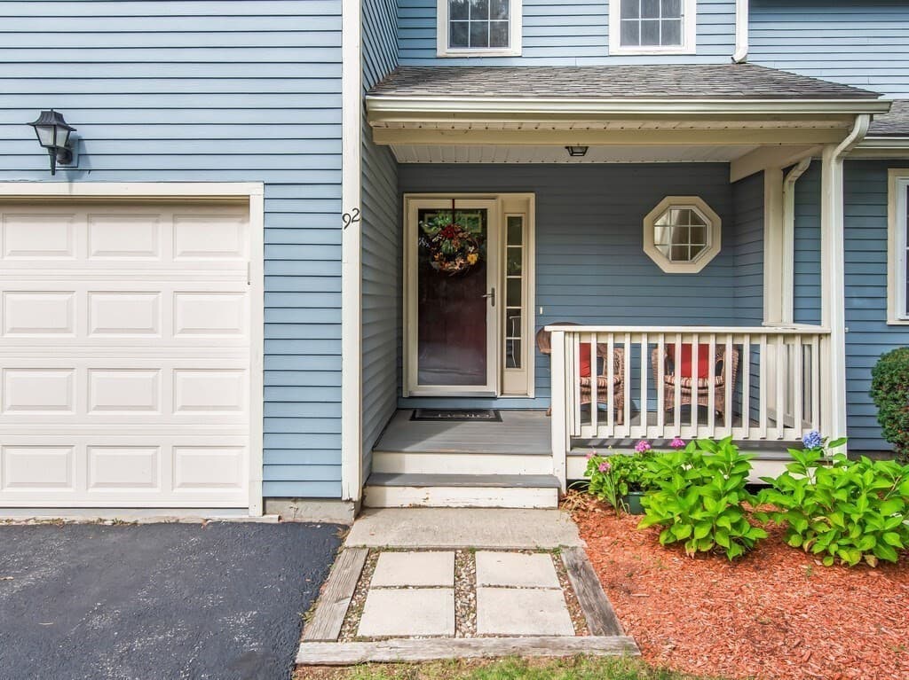 Condominium at 92 Colonial Dr # 92, Sturbridge MA 01566, Sturbridge, photo 2 of 42