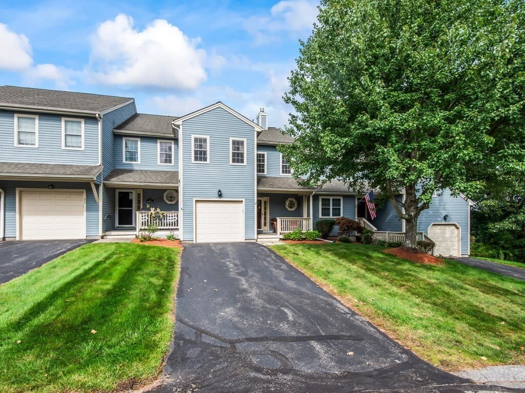 Condominium at 92 Colonial Dr # 92, Sturbridge MA 01566, Sturbridge, photo 35 of 42