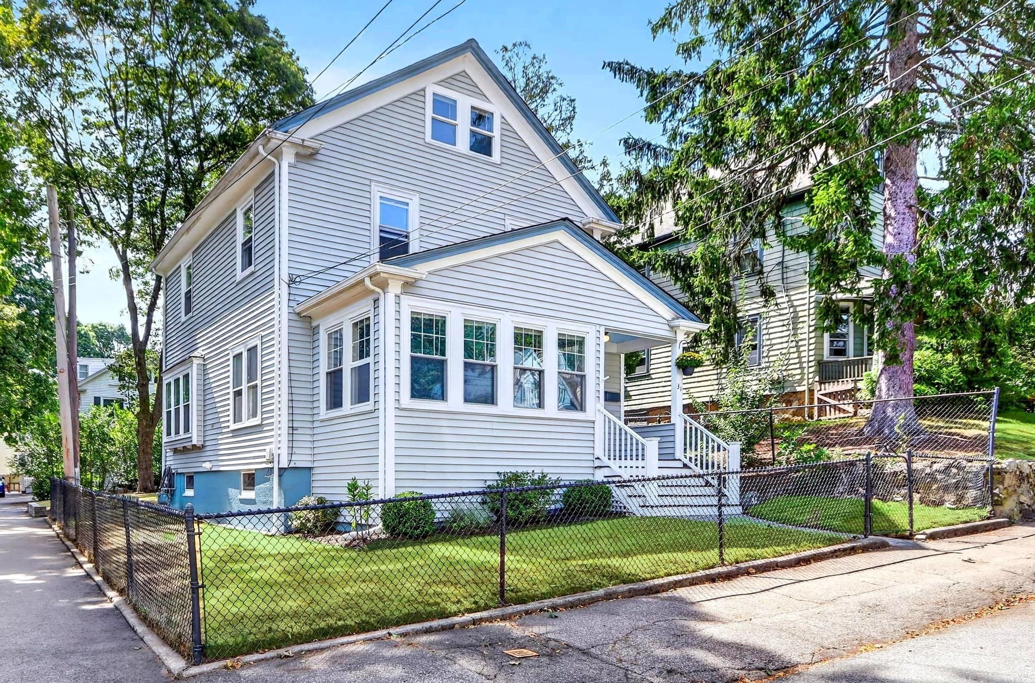 31 Greenhood St, Dedham MA 02026
