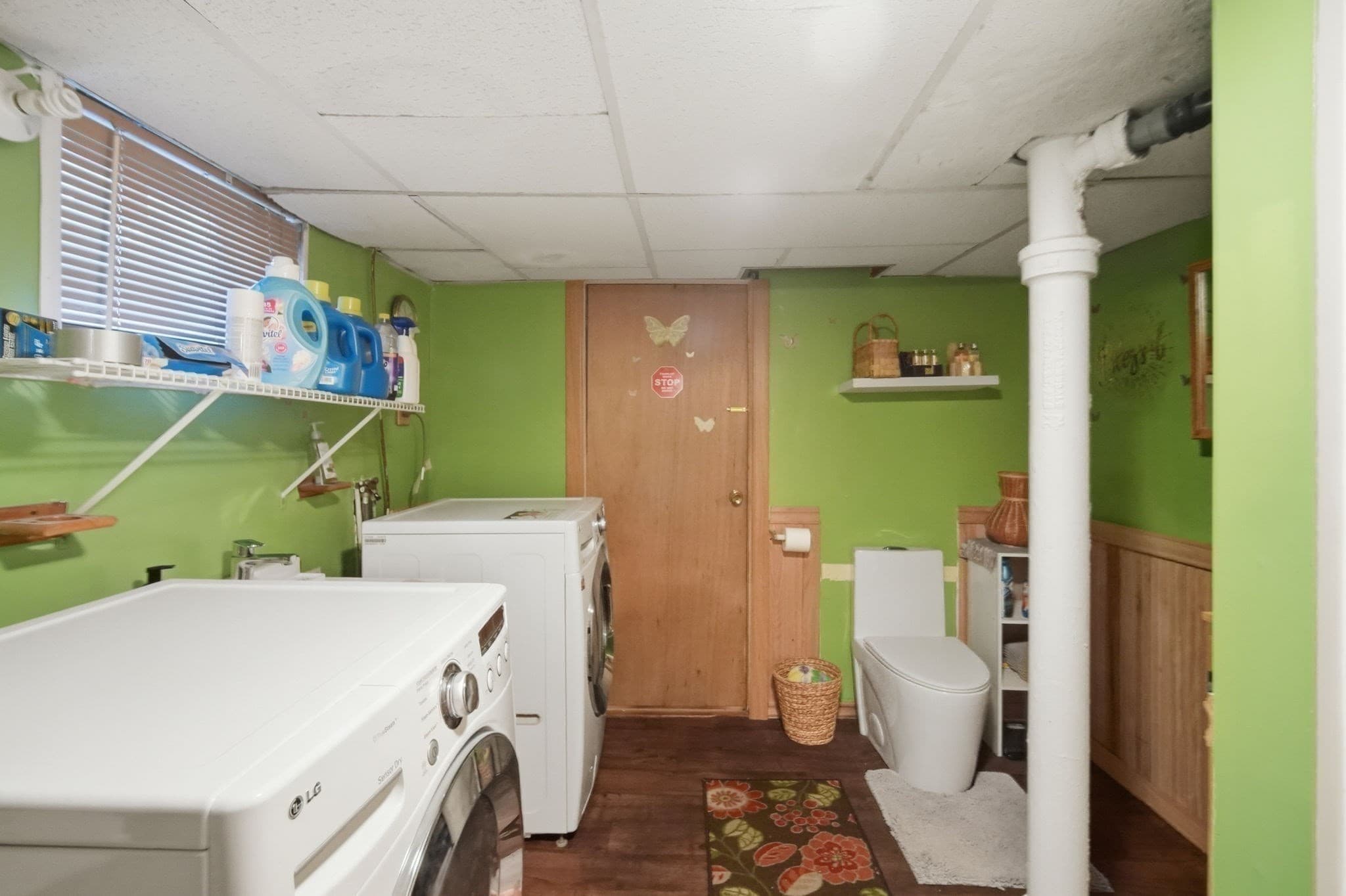 Single Family Residence at 28 Dalton Pl, Springfield MA 01109, Springfield, photo 17 of 26