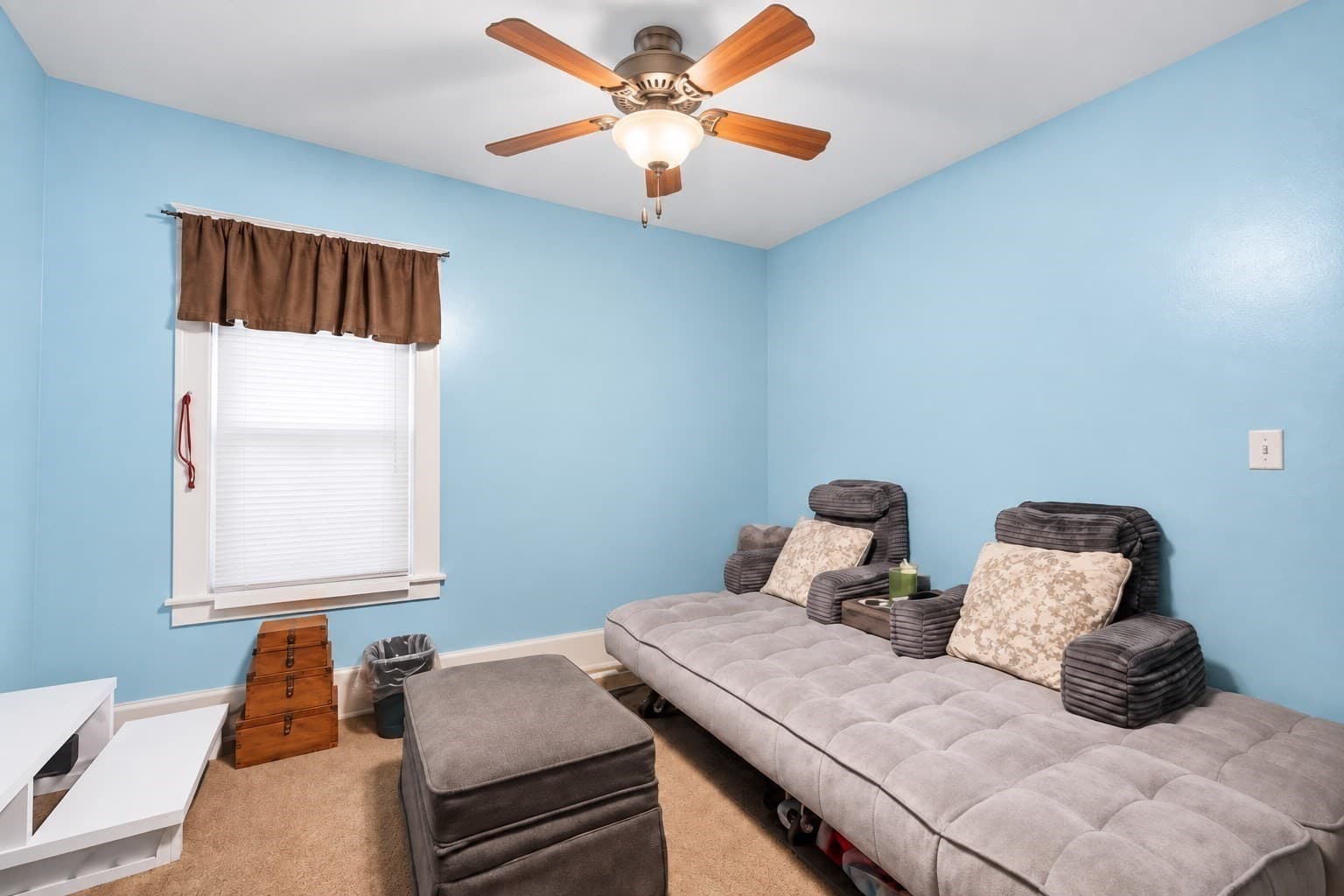 Single Family Residence at 28 Dalton Pl, Springfield MA 01109, Springfield, photo 11 of 26