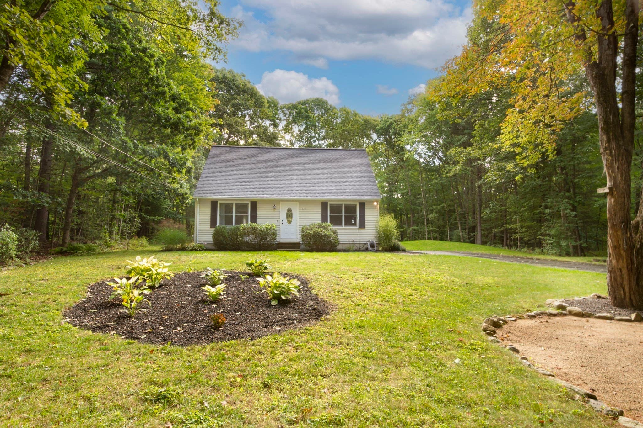Single Family Residence at 336 Pommogussett Rd, Rutland MA 01543, Rutland, photo 3 of 20