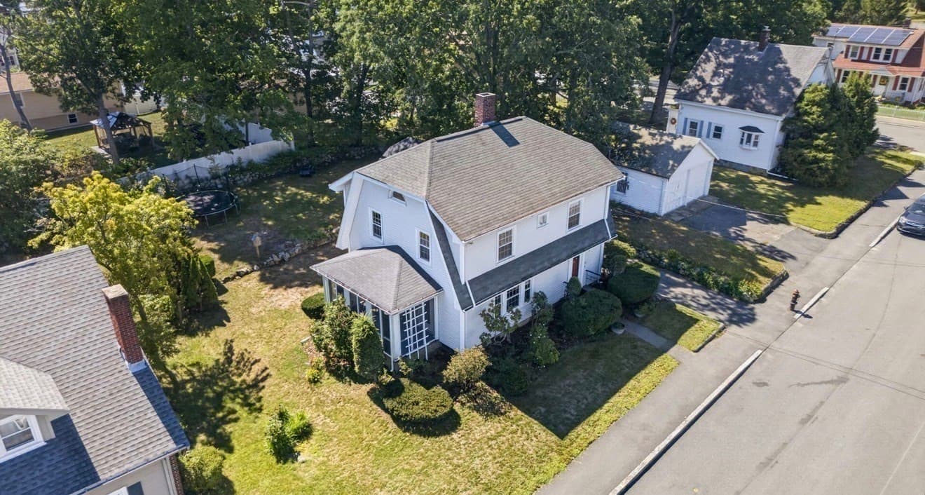 Single Family Residence at 118 Carroll Ave, Brockton MA 02301, Brockton, photo 7 of 14