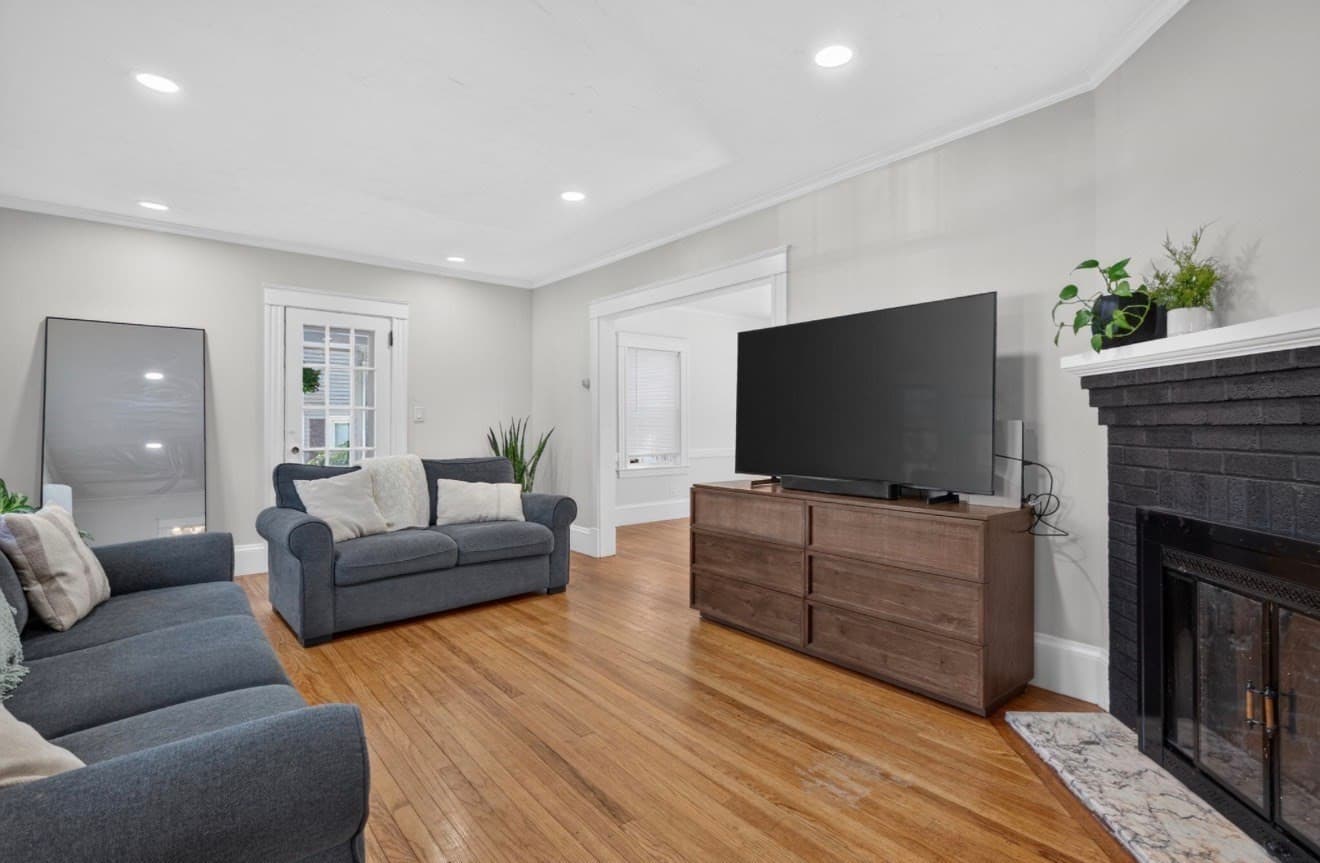 118 Carroll Ave, Brockton MA 02301
