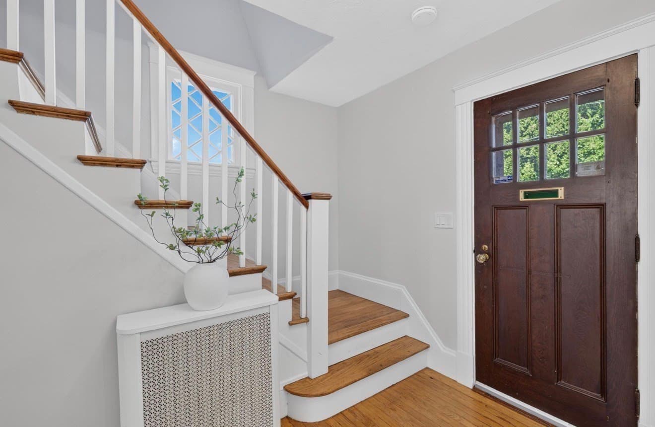 Single Family Residence at 118 Carroll Ave, Brockton MA 02301, Brockton, photo 4 of 14