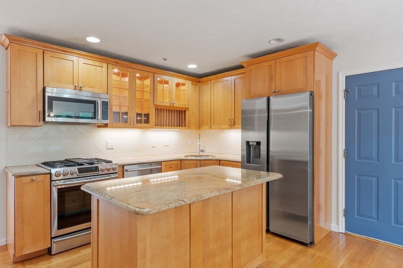 Single Family Residence at 57 Cobblestone Circle, North Andover MA 01845, North Andover, photo 4 of 36