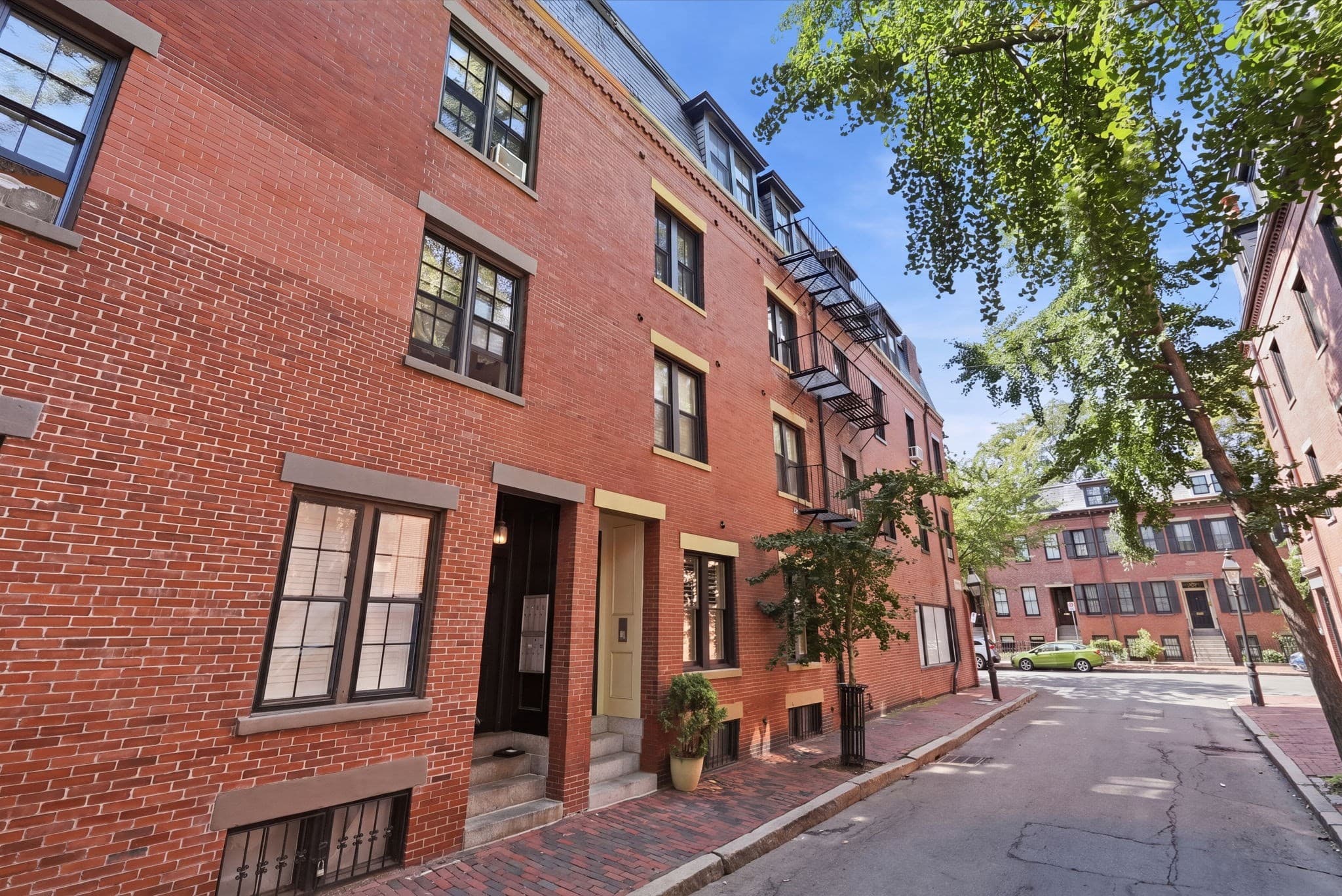 Condominium at 58 Gray St # 3, Boston MA 02116, photo 40 of 41