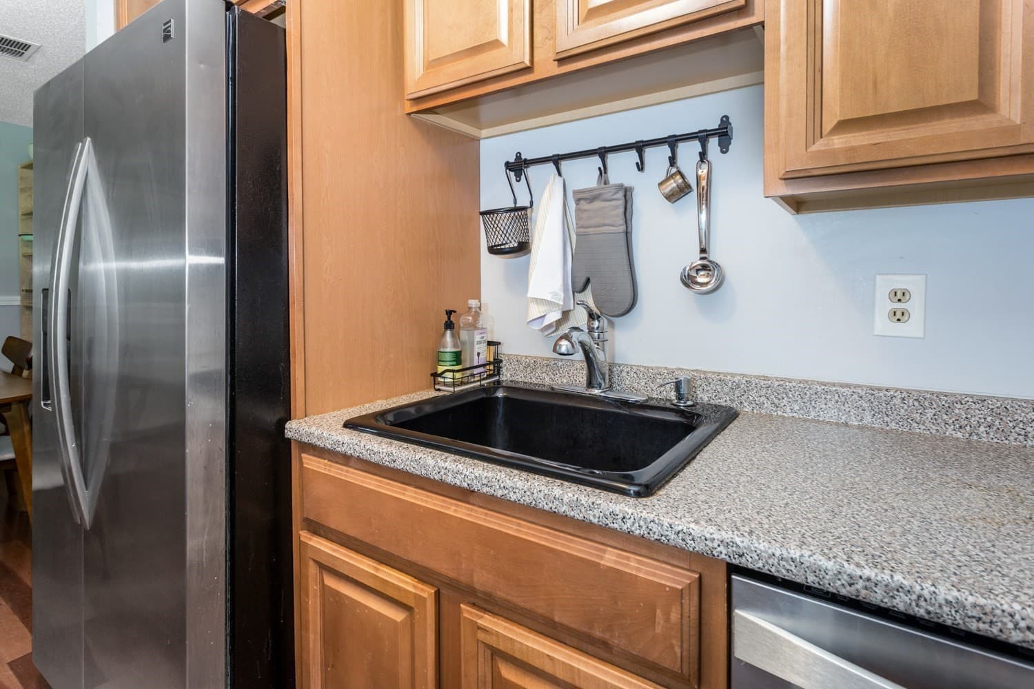 Condominium at 802 Franklin Crossing # 802, Franklin MA 02038, Franklin, photo 16 of 34