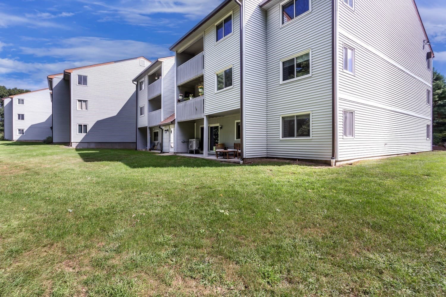 Condominium at 802 Franklin Crossing # 802, Franklin MA 02038, Franklin, photo 30 of 34