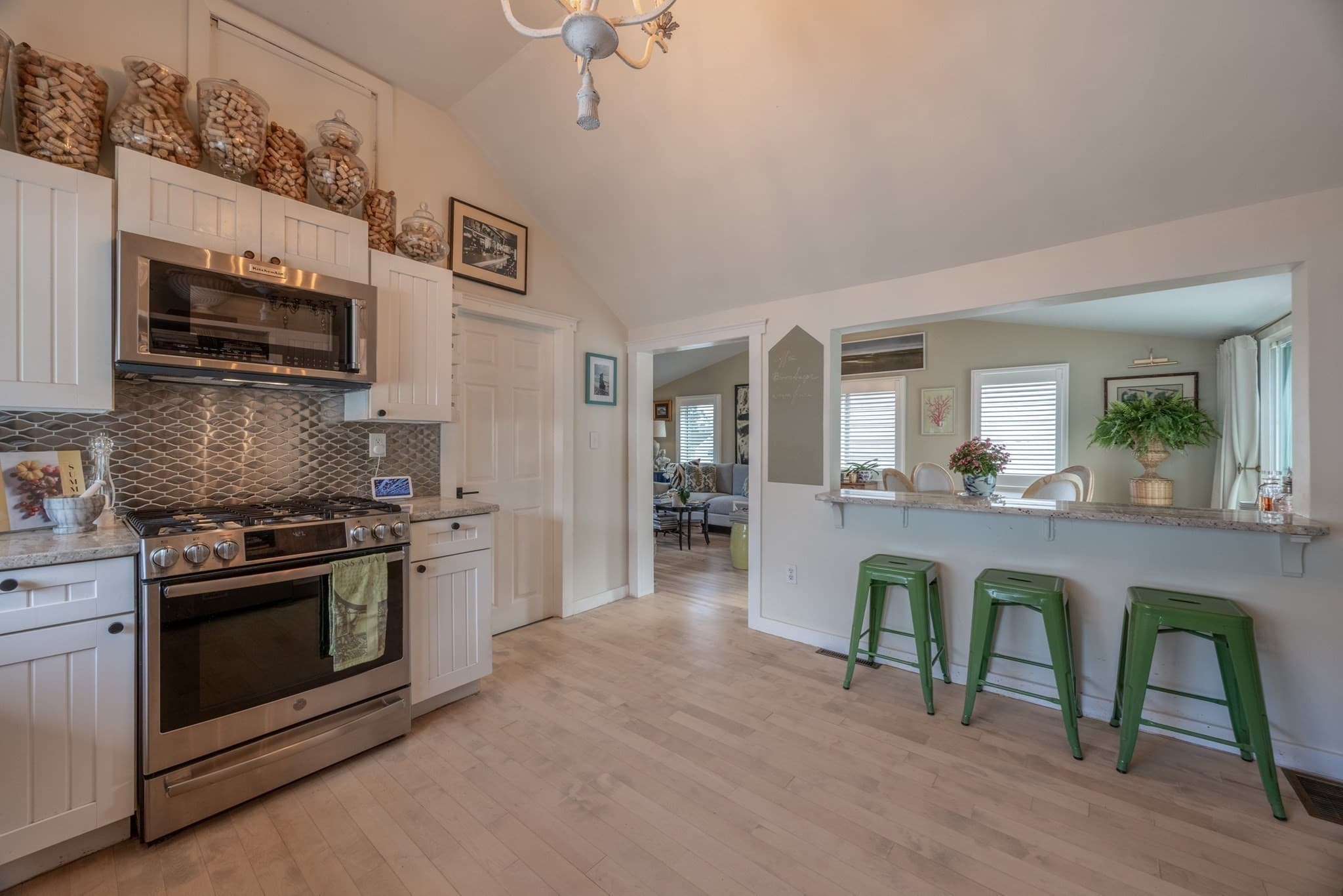 Single Family Residence at 13 Lincoln St, Wareham MA 02571, Wareham, photo 11 of 37