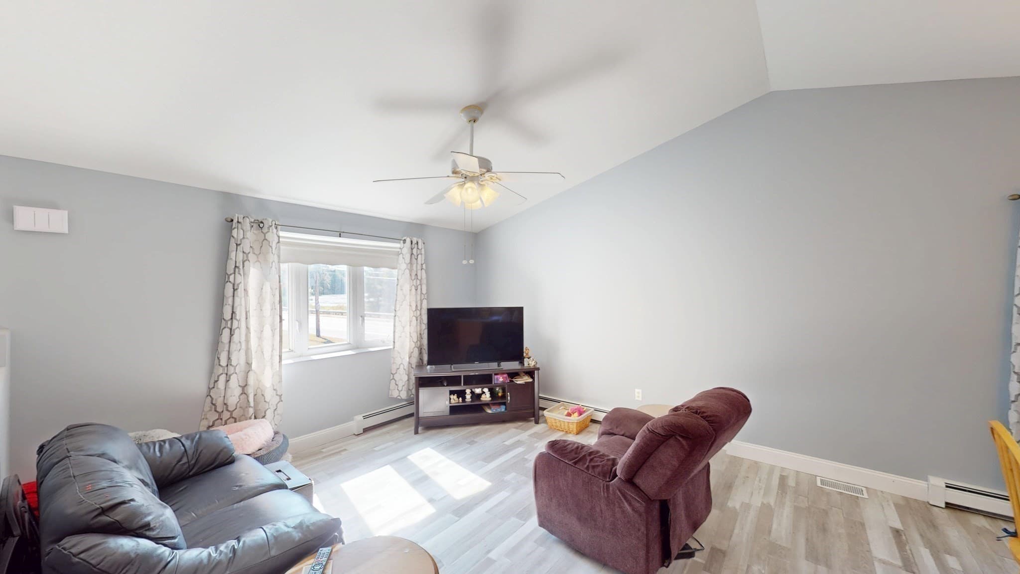 Single Family Residence at 475 West Street, Gardner MA 01440, Gardner, photo 9 of 42