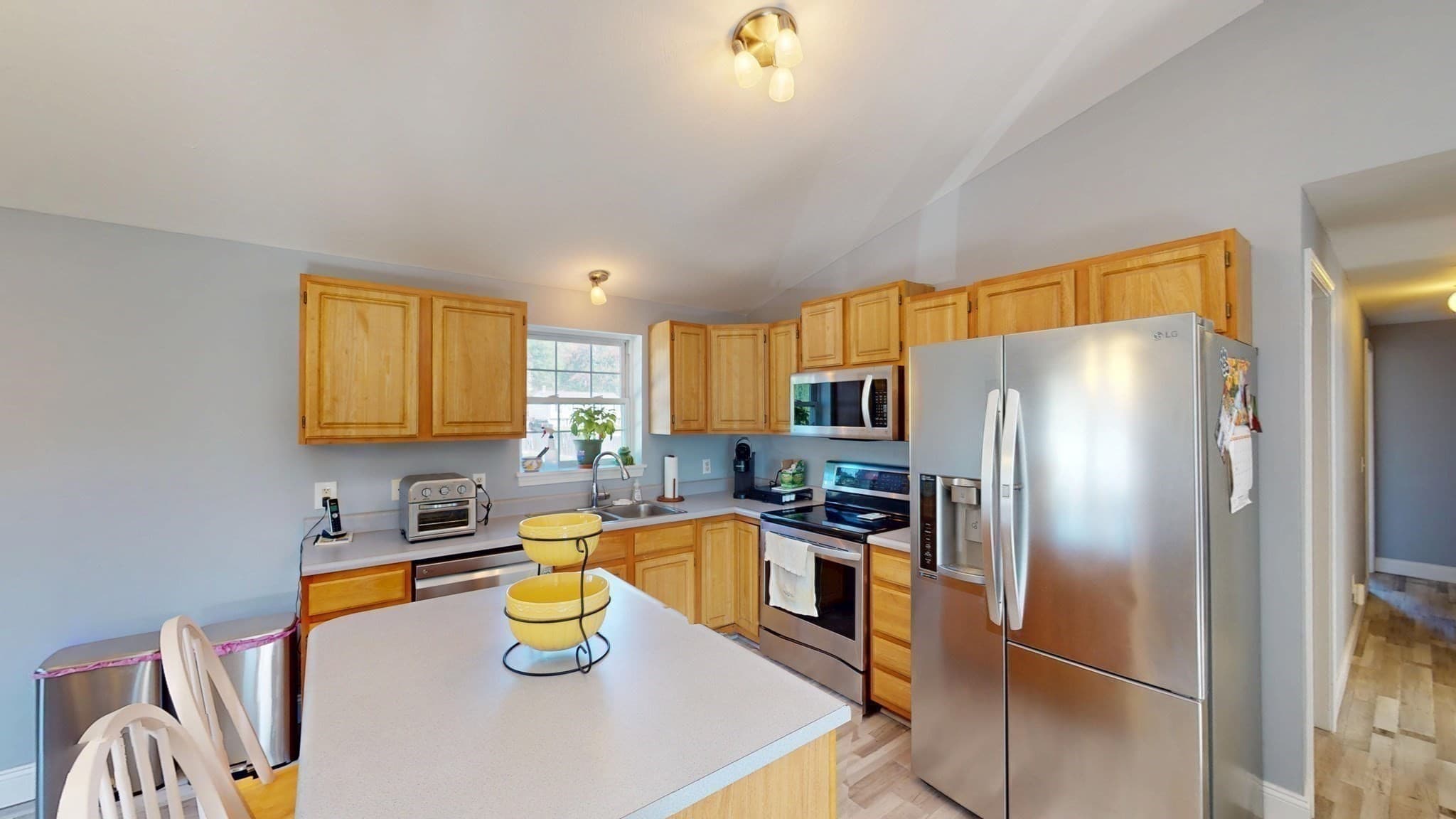 Single Family Residence at 475 West Street, Gardner MA 01440, Gardner, photo 11 of 42